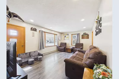 300 E 8th Street, Starbuck, MN 56381 - Photo 10