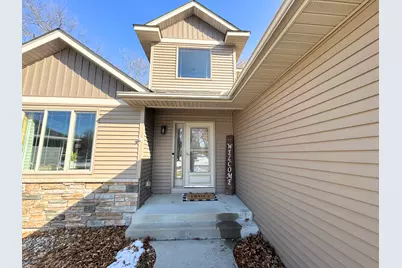 143 Frontier Court, Sauk Rapids, MN 56379 - Photo 2