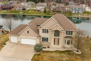 4066 Autumn Lake Ct SW, Rochester, MN 55902 - Photo 2