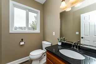 4066 Autumn Lake Ct SW, Rochester, MN 55902 - Photo 28