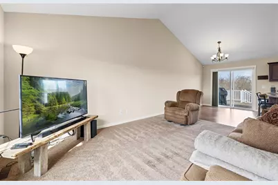 1018 Wendover Street NE, Isanti, MN 55040 - Photo 10