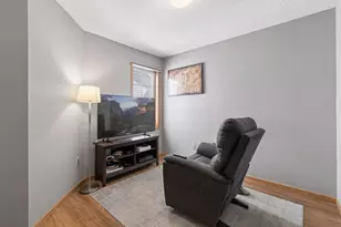 4125 Ruby Ln, Eagan, MN 55122 - Photo 26