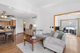 4125 Ruby Ln, Eagan, MN 55122 - Photo 10