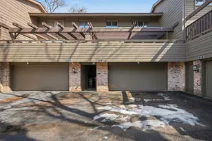 134 Birnamwood Dr, Burnsville, MN 55337 - Photo 34