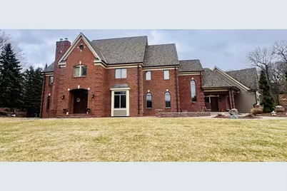 8140 134th Street W, Apple Valley, MN 55124 - Photo 2