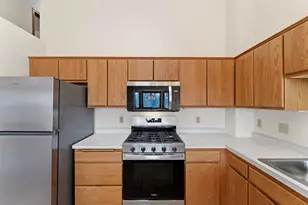 18262 Cascade Dr, Eden Prairie, MN 55347 - Photo 6