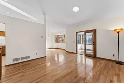 18262 Cascade Drive, Eden Prairie, MN 55347 - Photo 12