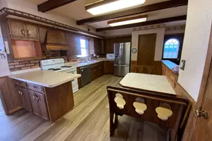 611 Stearns Ave W, Eden Valley, MN 55329 - Photo 12