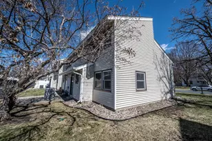 910 9th St, Farmington, MN 55024 - Photo 2