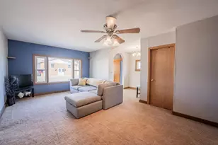 121 W Oak St, Stanley, WI 54768 - Photo 8