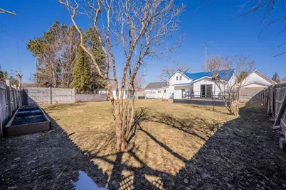 121 W Oak Street, Stanley, WI 54768 - Photo 40