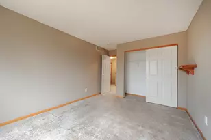 7976 Everest Ln N, Maple Grove, MN 55311 - Photo 8