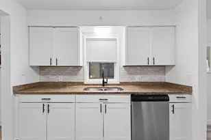 1775 Morgan Ave, Saint Paul, MN 55116 - Photo 8