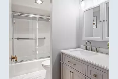 6075 Lincoln Drive #211, Edina, MN 55436 - Photo 18