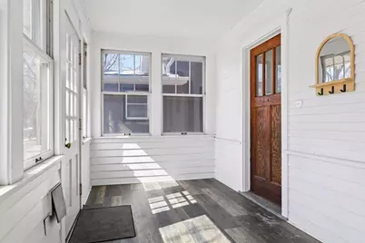 943 Wakefield Avenue, Saint Paul, MN 55106 - Photo 4