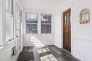 943 Wakefield Ave, Saint Paul, MN 55106 - Photo 4