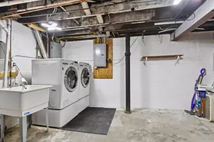 943 Wakefield Ave, Saint Paul, MN 55106 - Photo 34