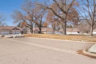 1072 Serene Court, Shoreview, MN 55126 - Photo 36