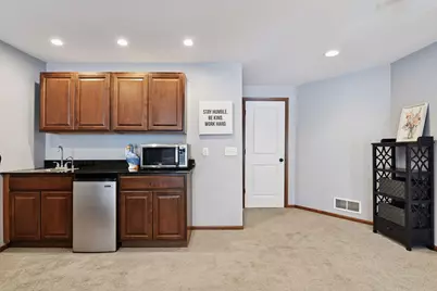 1968 Lincoln Lane, Chanhassen, MN 55317 - Photo 28