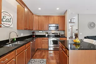 1968 Lincoln Ln, Chanhassen, MN 55317 - Photo 12