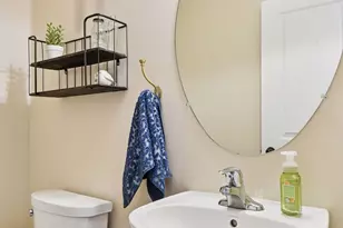 1968 Lincoln Ln, Chanhassen, MN 55317 - Photo 14