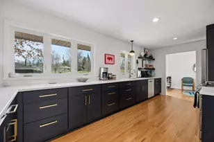 100 Ottawa Ave S, Golden Valley, MN 55416 - Photo 10