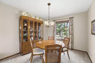 11185 Lanewood Cir, Eden Prairie, MN 55344 - Photo 10