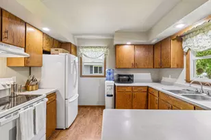 1334 17th St W, Hastings, MN 55033 - Photo 10