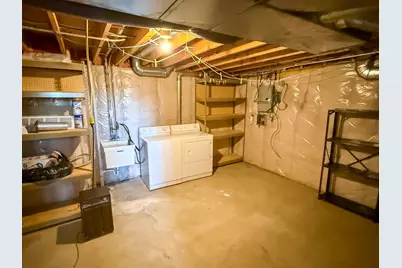 4453 Helena Road N, Oakdale, MN 55128 - Photo 38