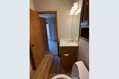 4453 Helena Road N, Oakdale, MN 55128 - Photo 32