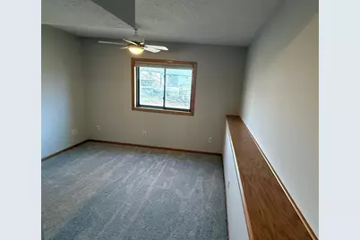 4453 Helena Road N, Oakdale, MN 55128 - Photo 36