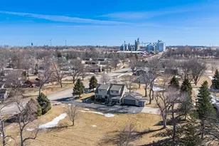 509 Cottage Ave, Hendricks, MN 56136 - Photo 4