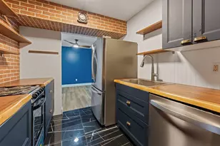 2700 Oxford St N, Roseville, MN 55113 - Photo 8