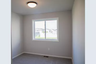 2312 38 Avenue S, Moorhead, MN 56560 - Photo 12