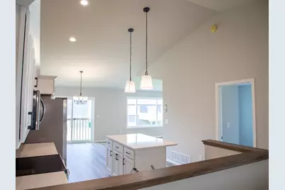 2312 38 Avenue S, Moorhead, MN 56560 - Photo 4