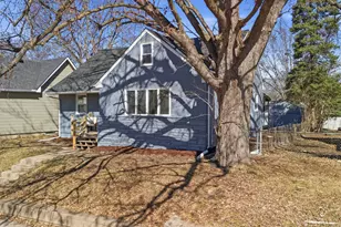 1031 Burgess St, Saint Paul, MN 55103 - Photo 4