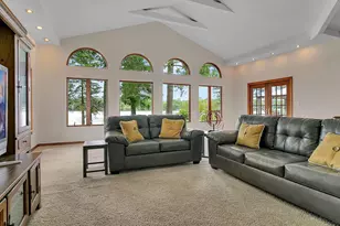 5565 NE River Rd, Sauk Rapids, MN 56379 - Photo 8