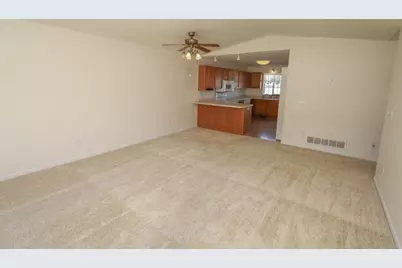 28 Carriage Lane, Owatonna, MN 55060 - Photo 6