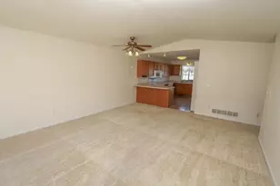 28 Carriage Ln, Owatonna, MN 55060 - Photo 6