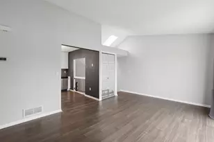 8718 Glasgow Ln, Saint Bonifacius, MN 55375 - Photo 4