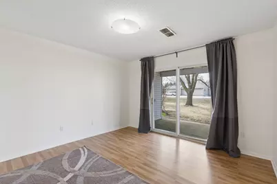 8718 Glasgow Lane, Saint Bonifacius, MN 55375 - Photo 14