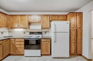 17255 Deerfield Dr SE, Prior Lake, MN 55372 - Photo 4