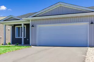 1338 Rose St, New Richmond, WI 54017 - Photo 6