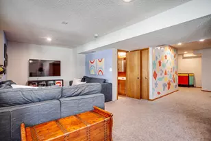 4222 Yorktown Dr, Eagan, MN 55123 - Photo 42