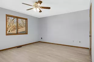 1182 Limestone Dr S, Shakopee, MN 55379 - Photo 14