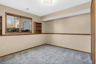 1182 Limestone Dr S, Shakopee, MN 55379 - Photo 22