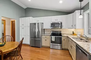 1454 Summit Shores Dr, Burnsville, MN 55306 - Photo 24