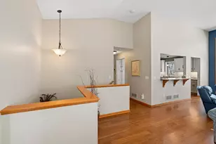 1454 Summit Shores Dr, Burnsville, MN 55306 - Photo 32