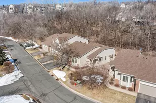 1454 Summit Shores Dr, Burnsville, MN 55306 - Photo 4