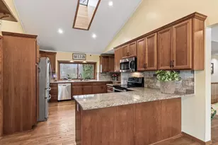 2200 Alcana Ln, Burnsville, MN 55306 - Photo 12